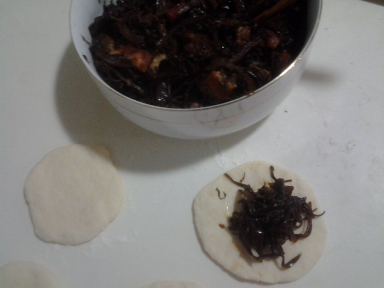 梅干菜包步骤8