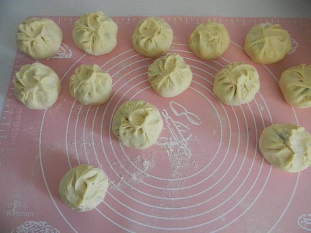 鸡蛋小白菜素馅包子步骤14