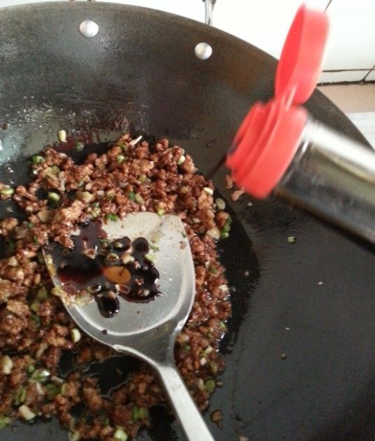 香菇酱肉包步骤10