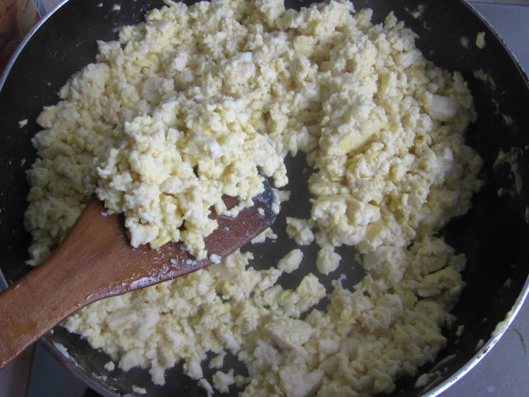 鸡蛋豆腐生煎包步骤8