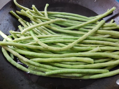 豆角肉末包子步骤7