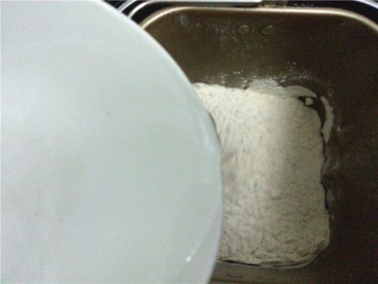 猪肉山芹菜馅包子步骤9