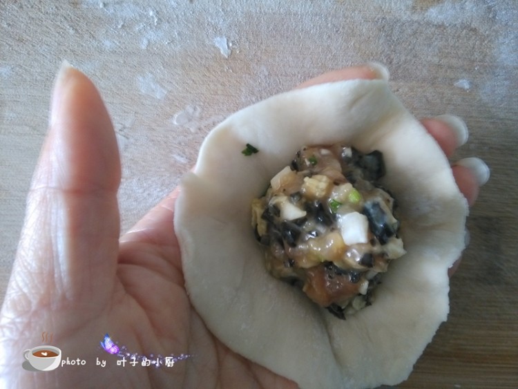 木耳白菜猪肉包子步骤12