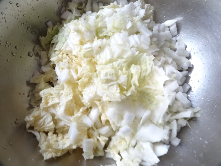 白菜肉包步骤7