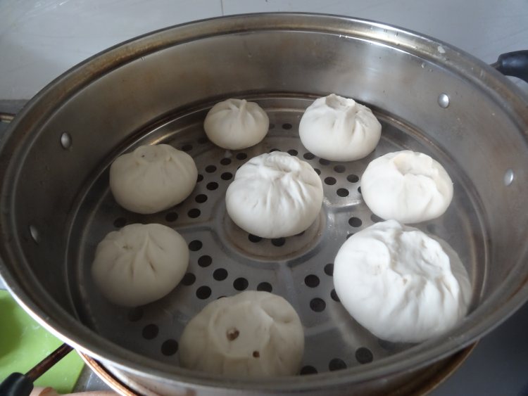 白菜肉包步骤16