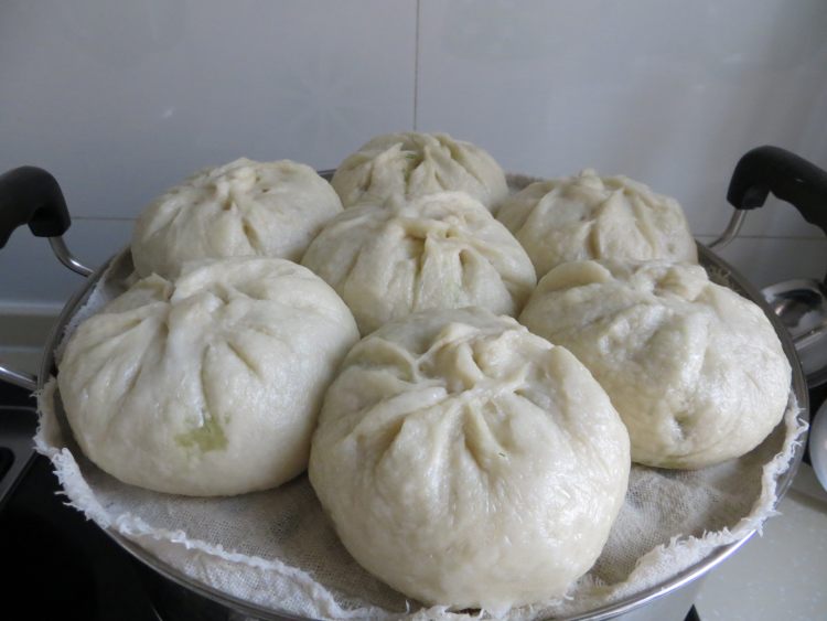 茴香熟肉包子步骤6
