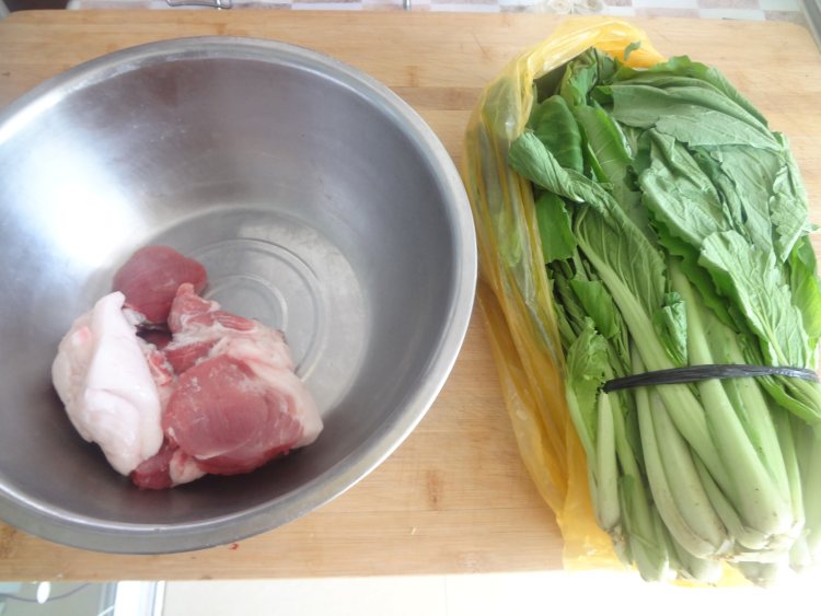 猪肉小白菜包子步骤3