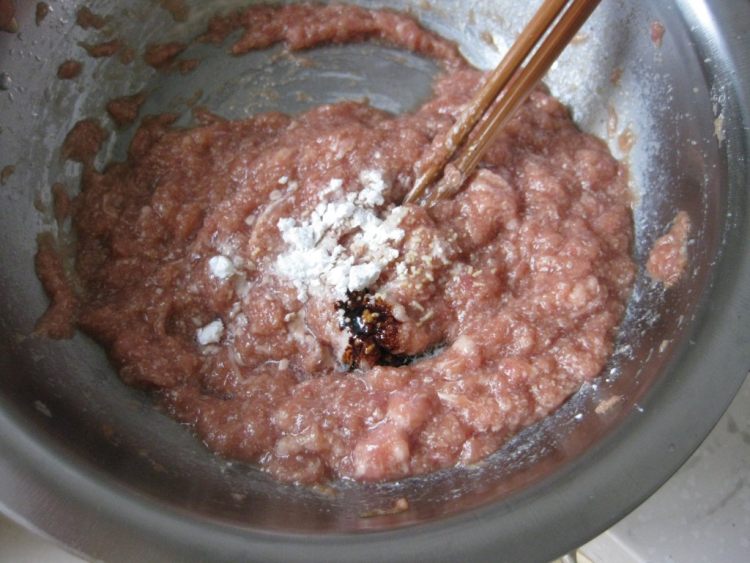 包菜鲜肉包步骤6