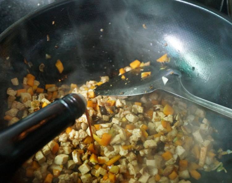 酱香南瓜豆腐大包子步骤9