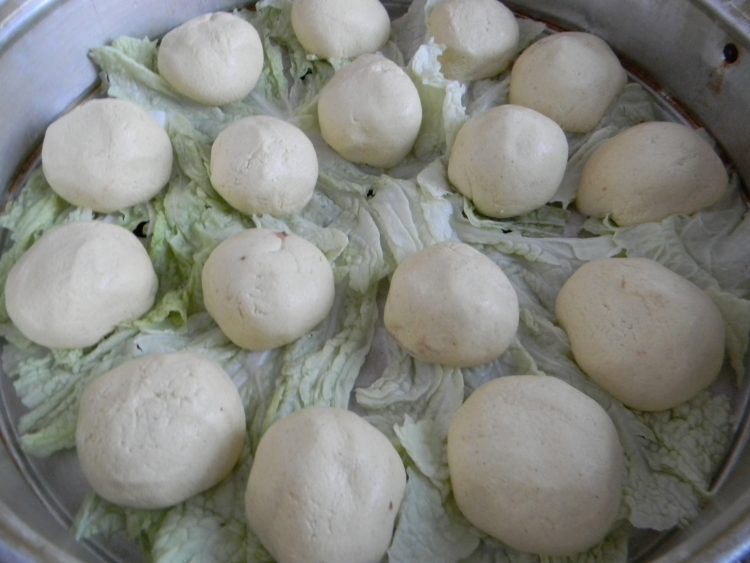 糯米粉粘豆包步骤7