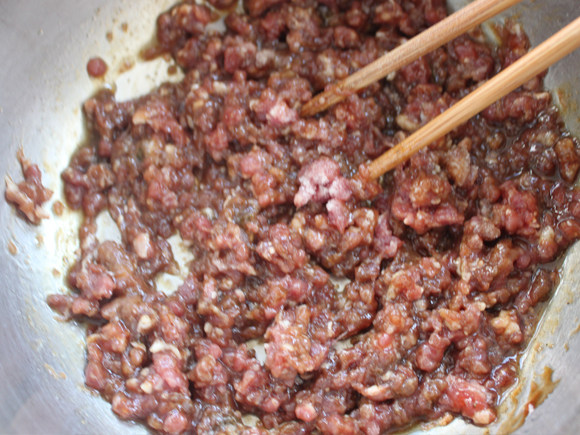 山野菜猪肉包步骤3