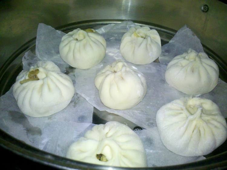 鸡蛋粉丝包步骤11