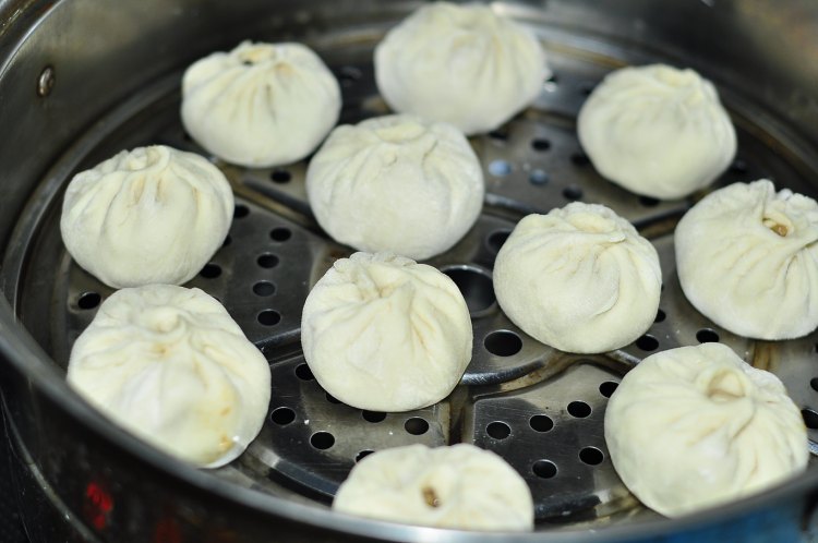 鲜蘑肉包步骤9