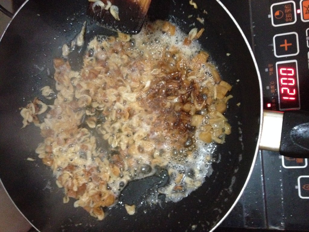 韭菜香菇鸡蛋馅包子步骤7