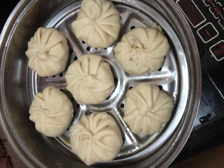 韭菜香菇鸡蛋馅包子步骤16