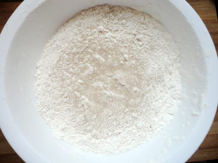 丁丁馅包子步骤2
