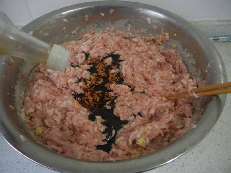 猪肉大葱包子步骤12