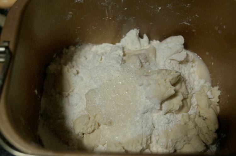 香菇冬笋鲜肉包步骤1