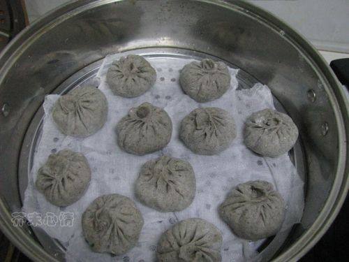 黑芝麻韭菜鸡蛋包步骤9