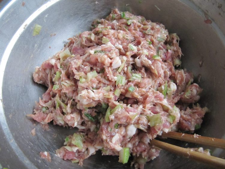 酸菜猪肉馅包子步骤7