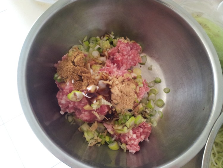 西葫猪肉包步骤4