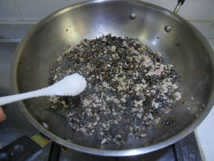 梅干菜肉包子步骤6