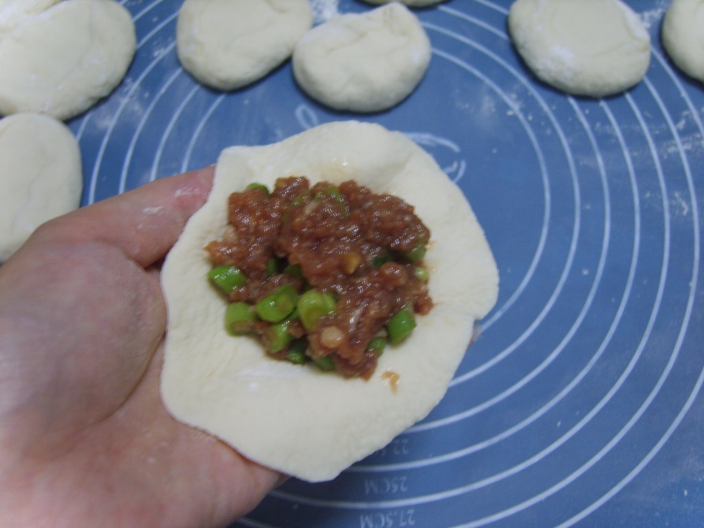 猪肉豆角包步骤18