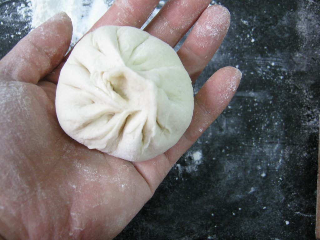 白菜木耳粉条馅包子步骤8
