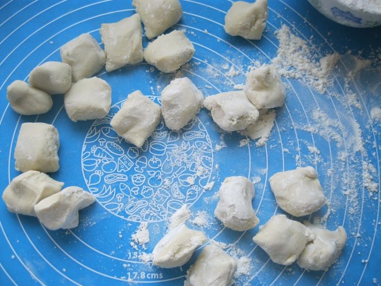 马齿菜花样煎包步骤5