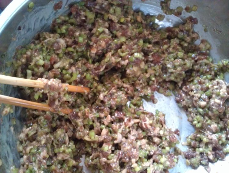 香芹肉包步骤6