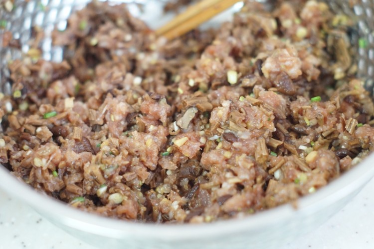 双菇鲜肉包步骤7