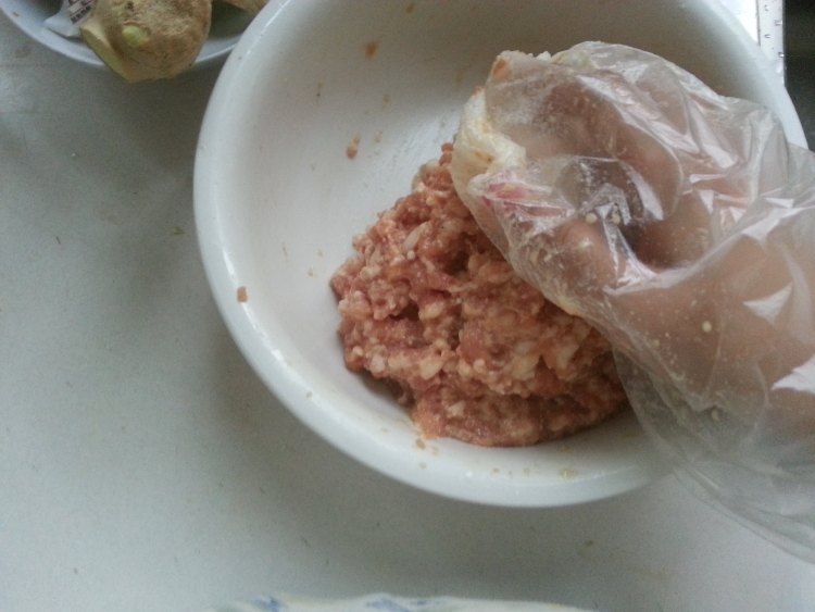 鲜虾小笼包步骤4