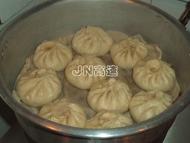 洋葱鲜肉包步骤15
