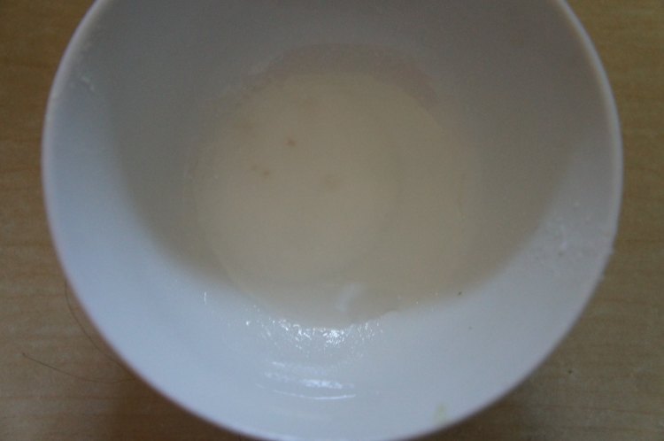 玉米面酸菜馅包子步骤12