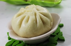 冬菇胡萝卜猪肉馅包子步骤8