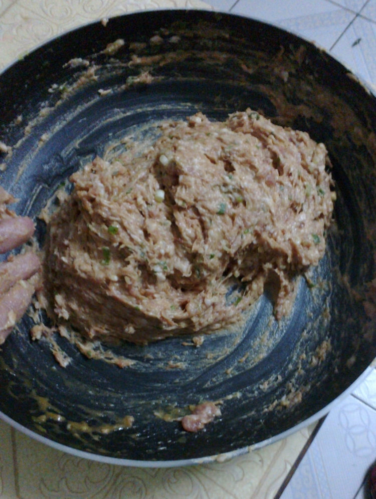鲜肉大包子步骤7