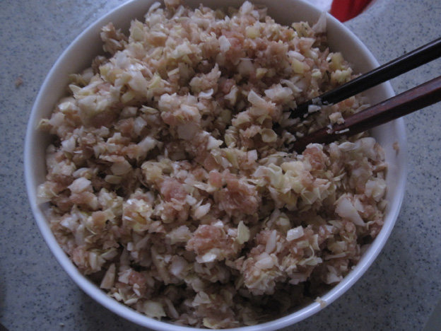 豆浆圆白菜鲜肉包步骤3