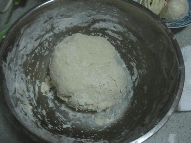 豆浆圆白菜鲜肉包步骤2