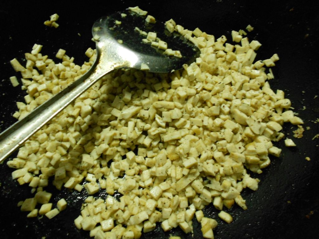 猪肉白菜豆腐包子步骤3