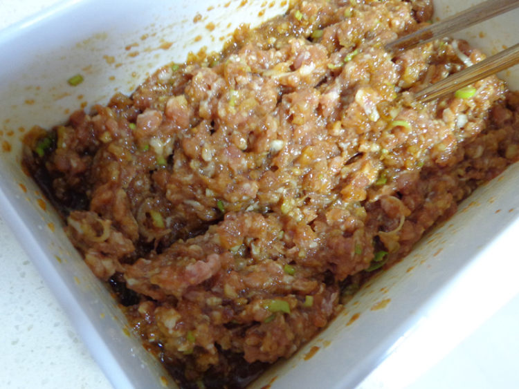 生煎菜汁大肉包步骤6