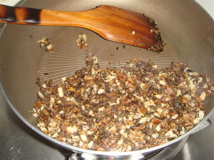 梅干菜酱肉包步骤7