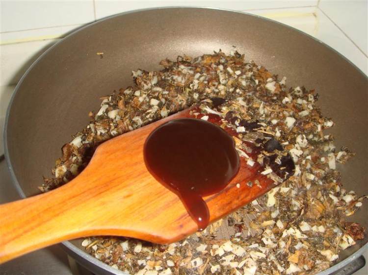 梅干菜酱肉包步骤6