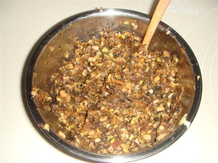 梅干菜酱肉包步骤10