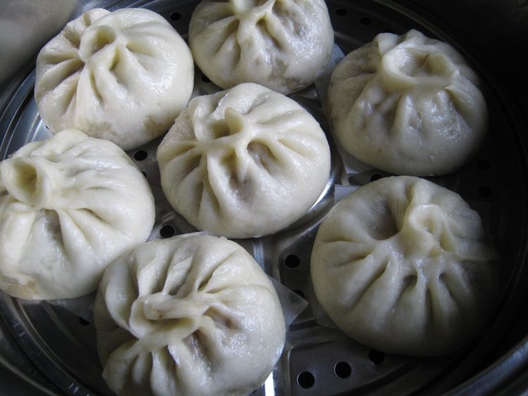 芹菜大肉包步骤9