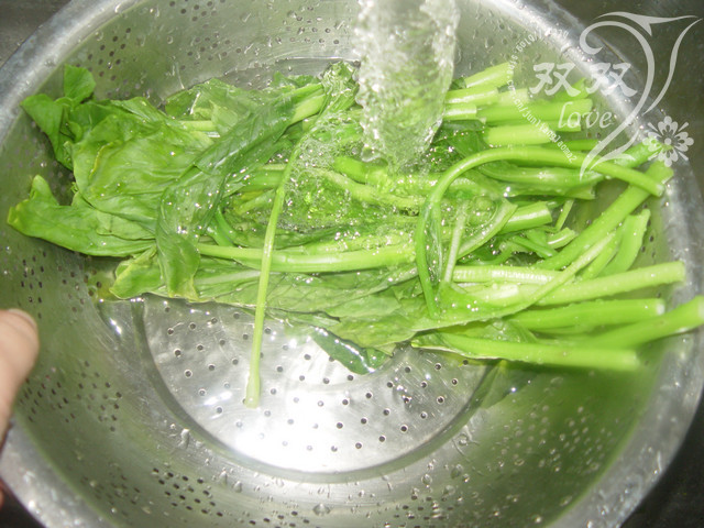 菜心香肠杂粮包步骤9