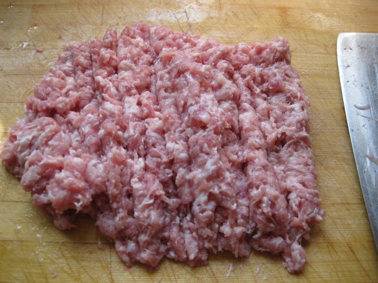野菜肉馅包子步骤1
