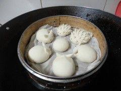鲜甜肉包子步骤15