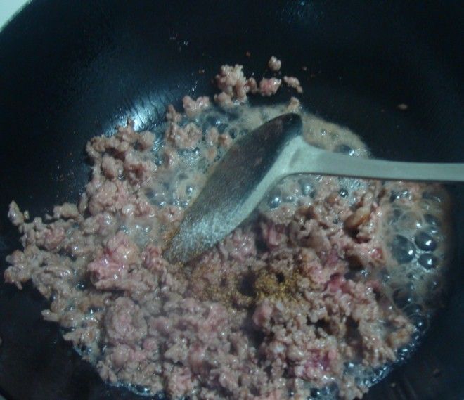 牛肉莲花白包子步骤8