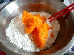 南瓜柳叶包步骤1