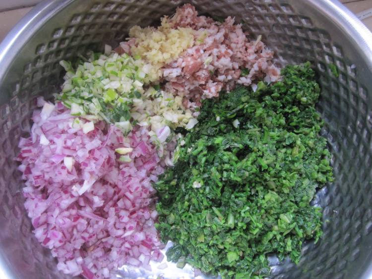 羊肉野芹菜大包子步骤3